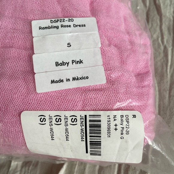 NEW Jen’s Pirate Booty Rambling Rose Dress - Picture 5 of 5